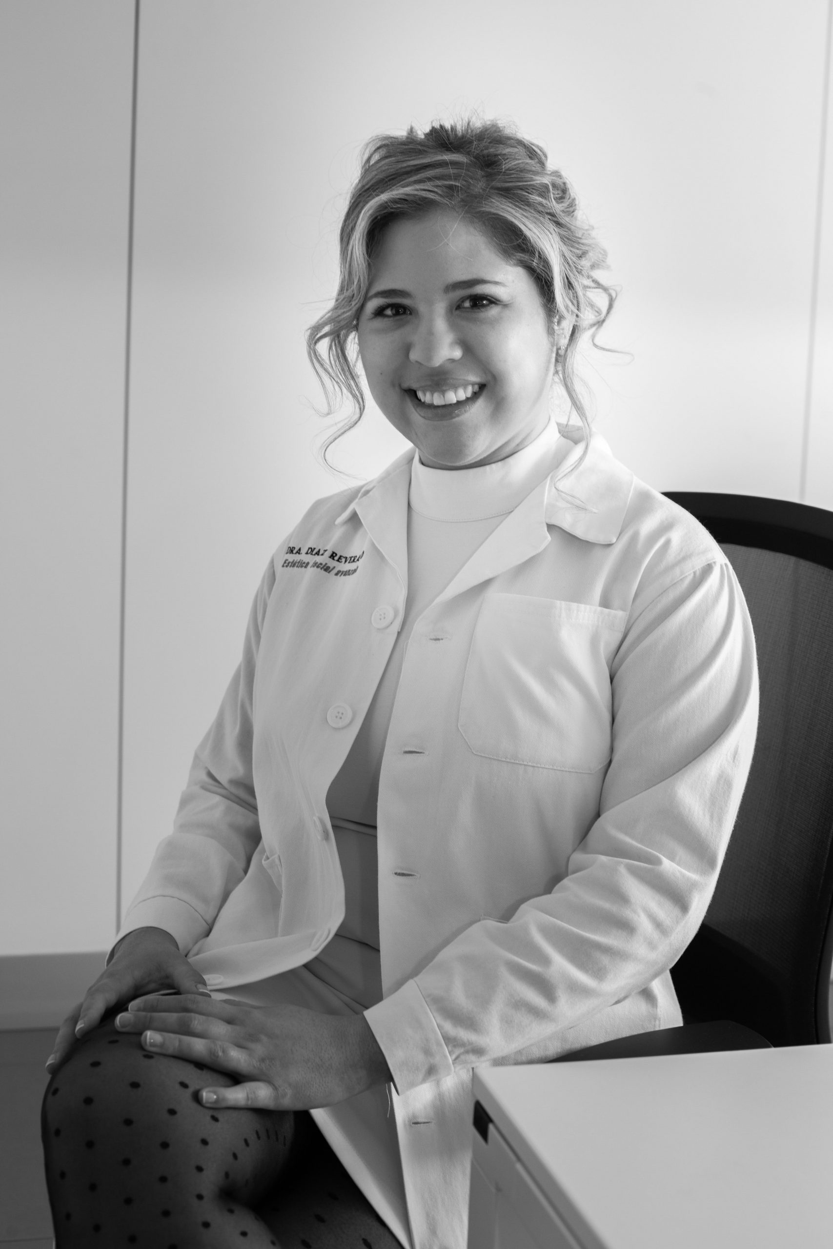 la-mejor-cirujana-de-rinoplastia-ultrasónica Susan Díaz Reverand médico estético